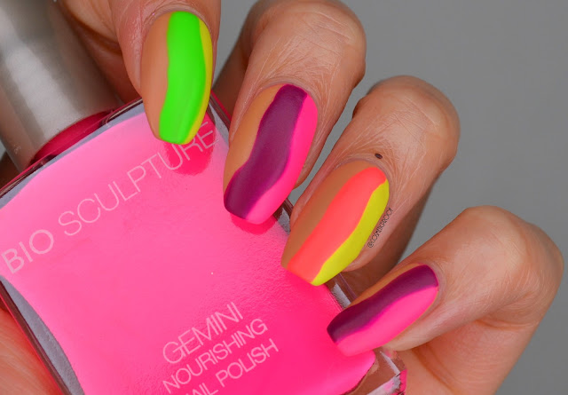 Matte Neon Wave Nail Art Matte Neon Wave Nail Art
